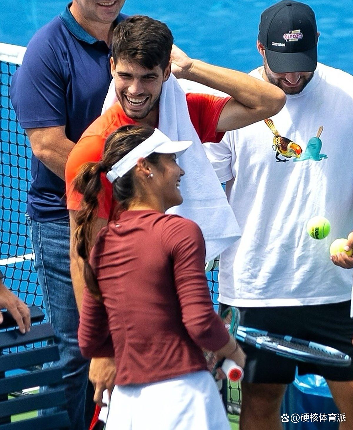 西班牙网球队血洗德国网球队,阿尔卡拉斯送出助攻的简单介绍 西班牙网球队血洗德国网球队,阿尔卡拉斯送出助攻的简单介绍