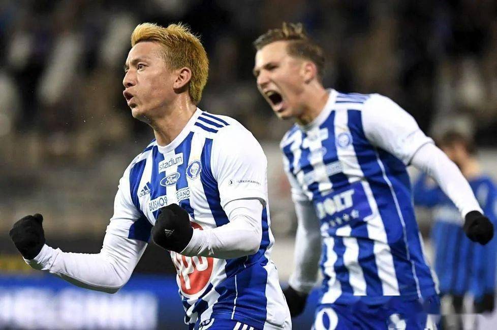 芬兰队在比赛中击败保加利亚队，获得胜利