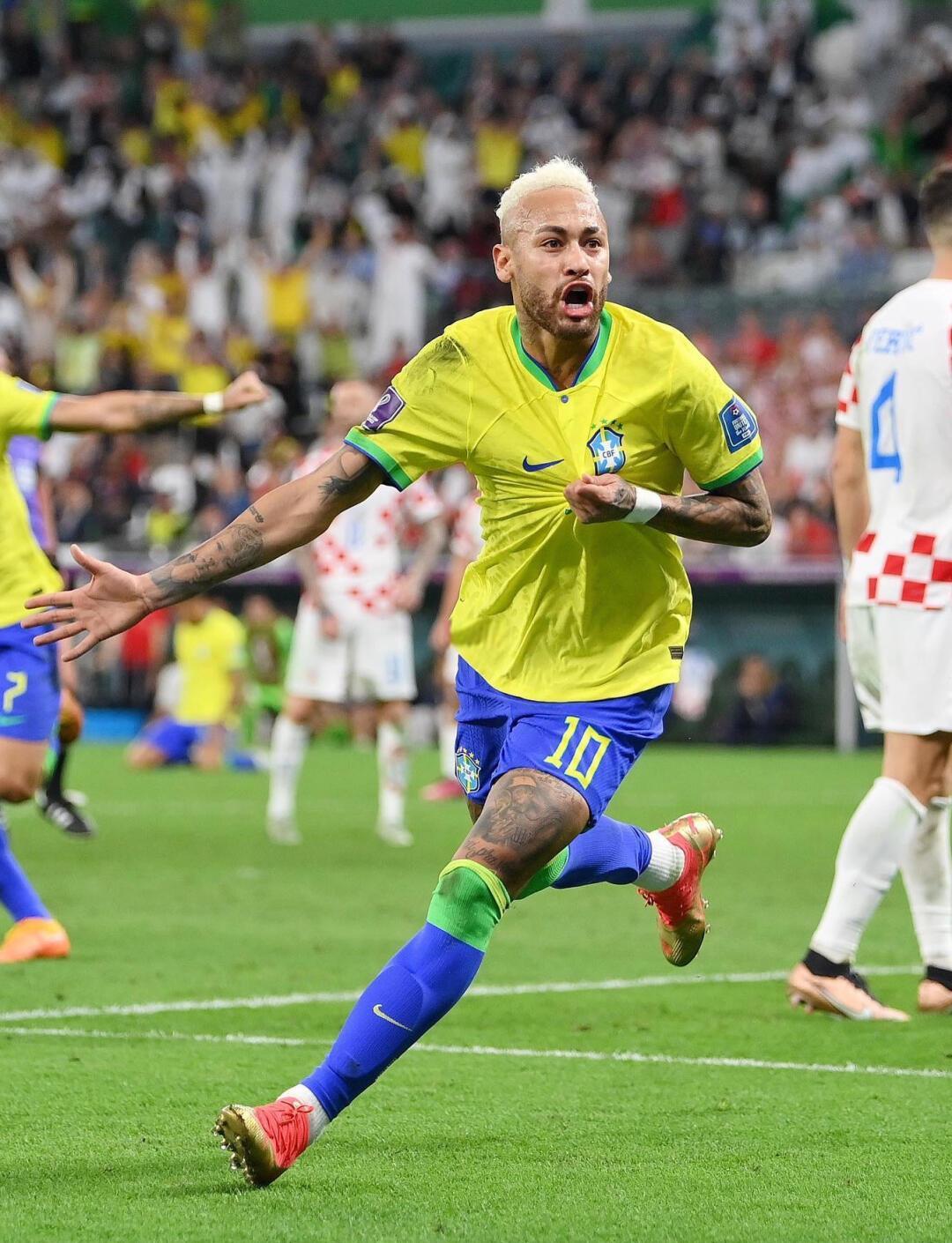 包含克罗地亚队客场一球小胜保加利亚，出线前景一片亮的词条