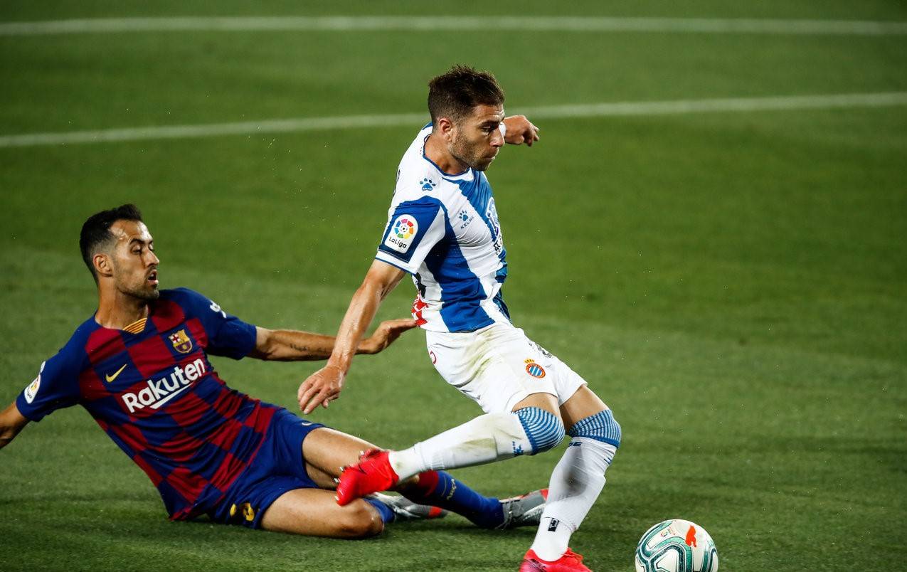 关于埃瓦尔队前锋迪奥普进球后陷入低谷的信息