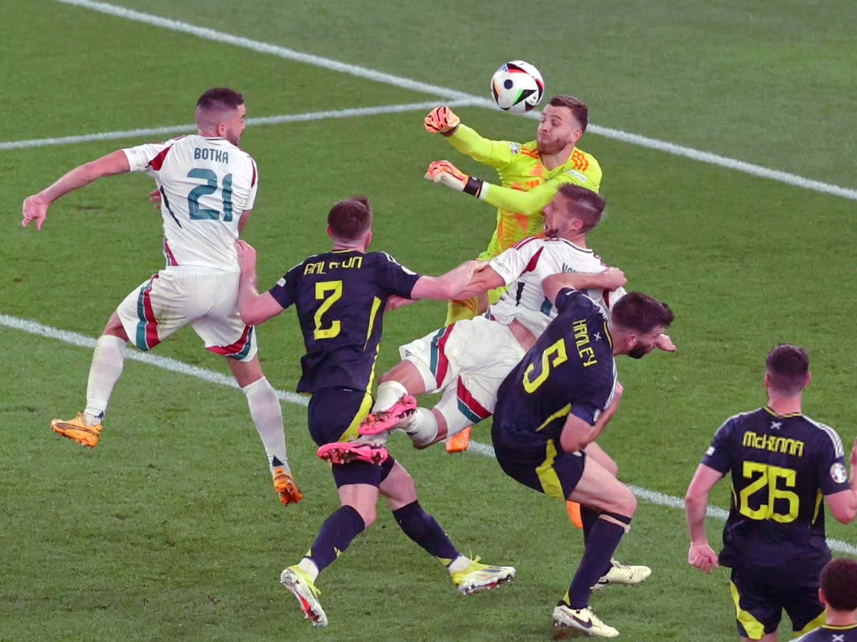 关于欧洲杯预选赛激情四射!球场上的对抗的信息 关于欧洲杯预选赛激情四射!球场上的对抗的信息