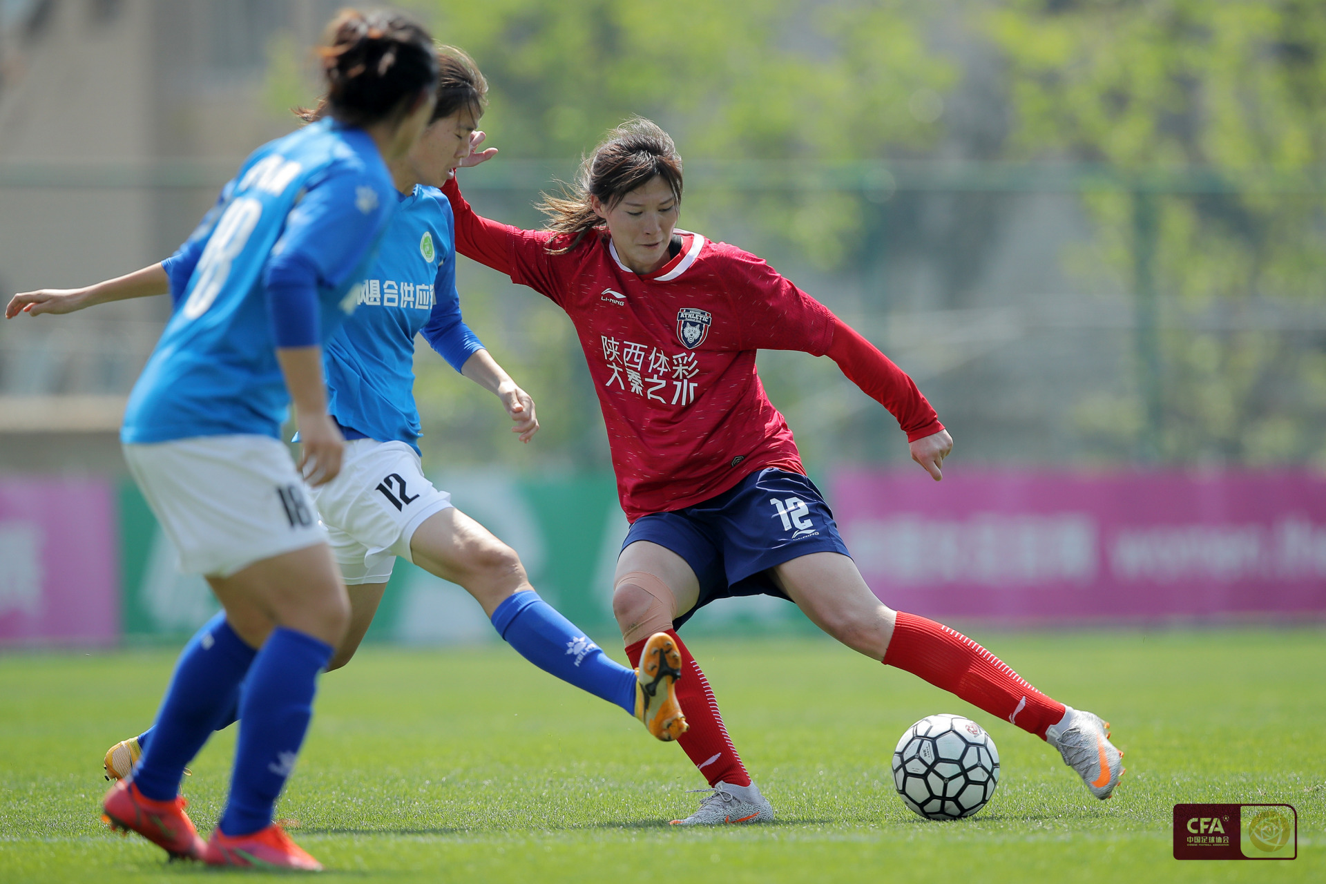 泰国女足队员精益求精，争取进步