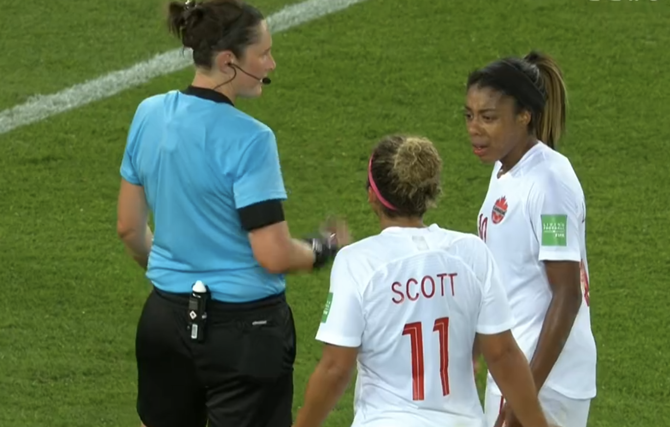 开云体育中国-瑞典女篮获胜，成功晋级半决赛