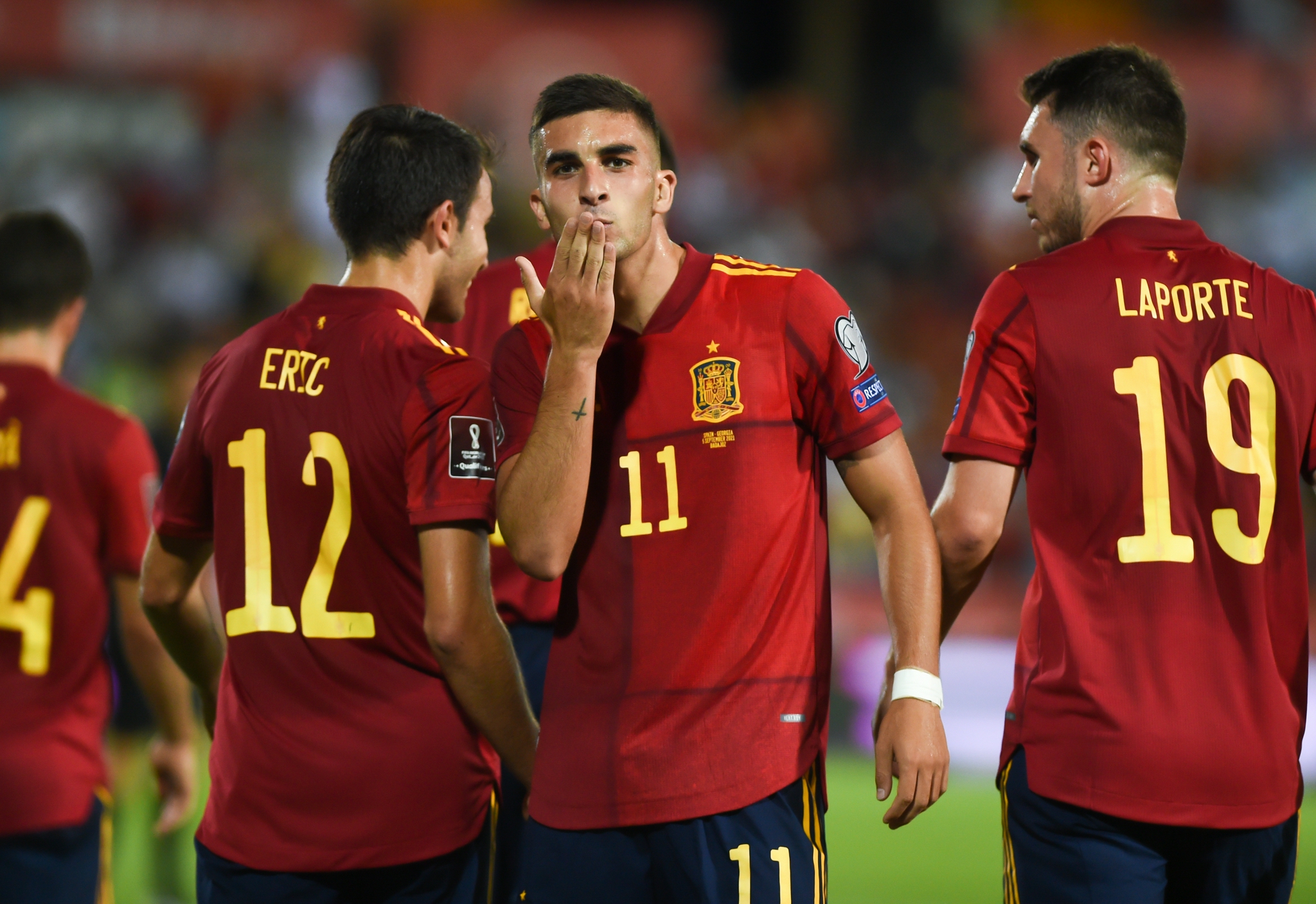 英格兰对阵瑞士，预计会有激动人心的比赛