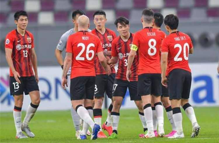 豪门球队将在赛场上争取荣誉 豪门球队将在赛场上争取荣誉