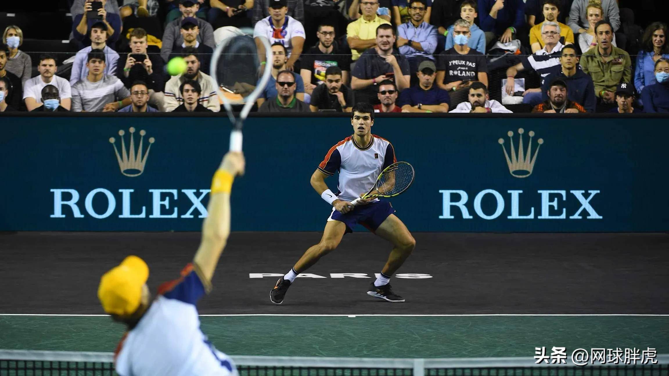 意大利网球队逆转澳大利亚网球队，阿尔卡拉斯统治全场的简单介绍