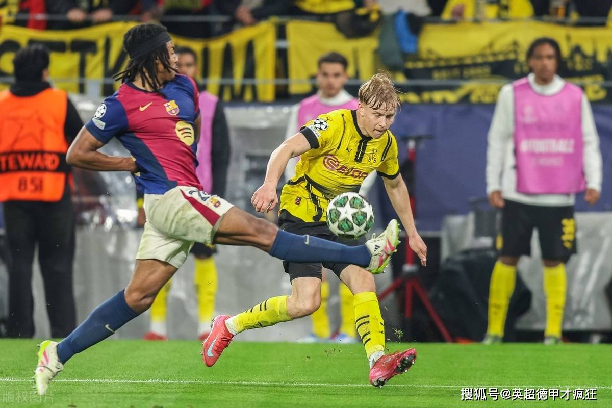 开云体育在线-巴萨碾压荷兰，孔德点燃赛场