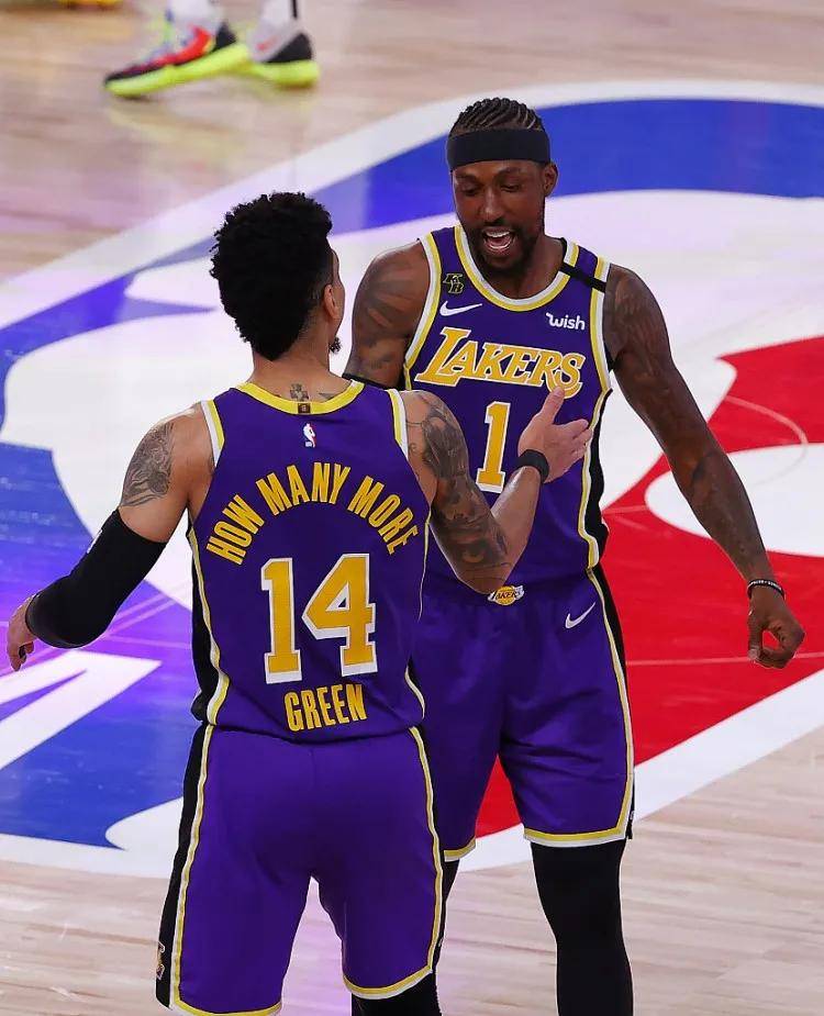 开云体育在线-浙江队逆转福建队，浓眉哥带队取胜