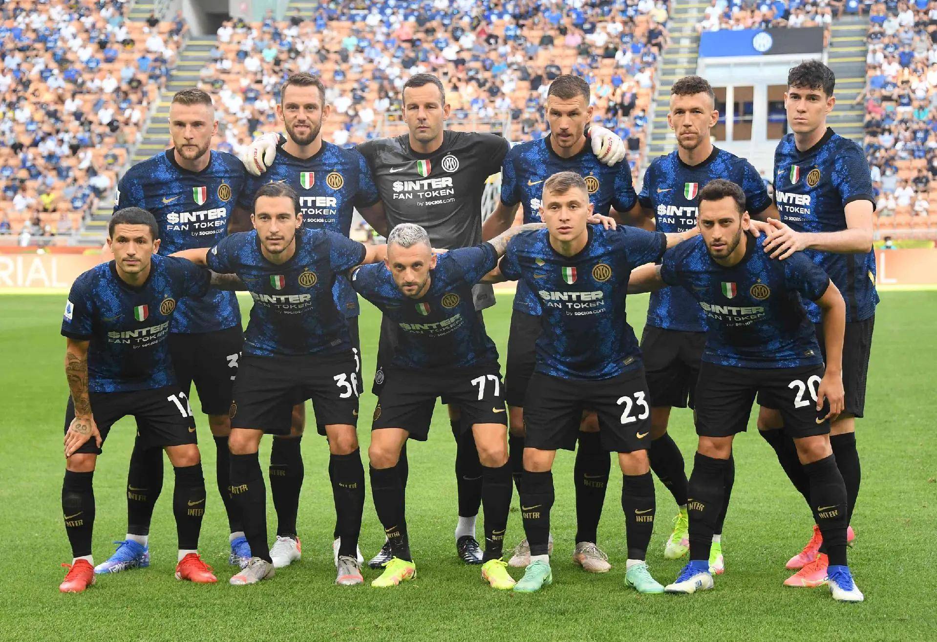 包含亚特兰大主场痛宰巴塞罗那，闯入欧冠半决赛的词条