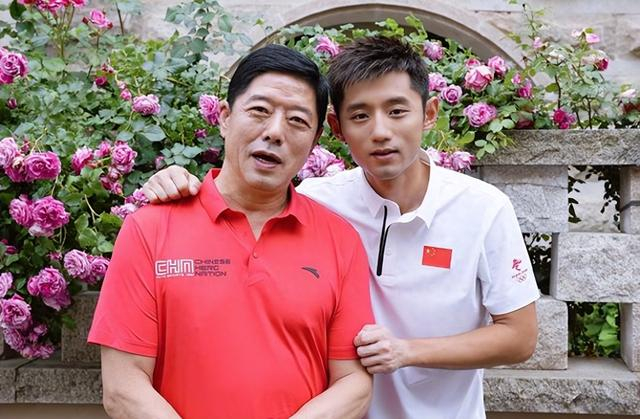 英格兰队翻盘奥地利队，张继科惊艳四座